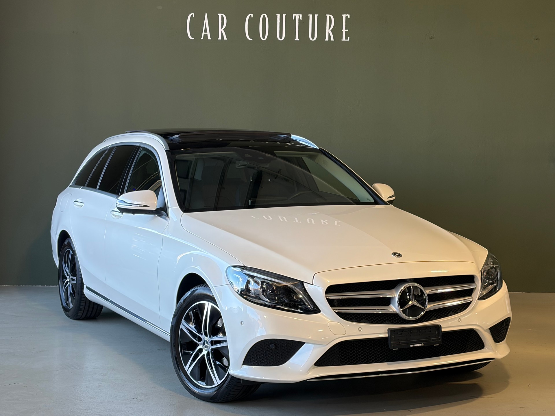 MERCEDES-BENZ C 220 d 4Matic 9G-Tronic *CH-Fahrzeug*STANDHEIZUNG*Panoramadach*-showroom-element-3