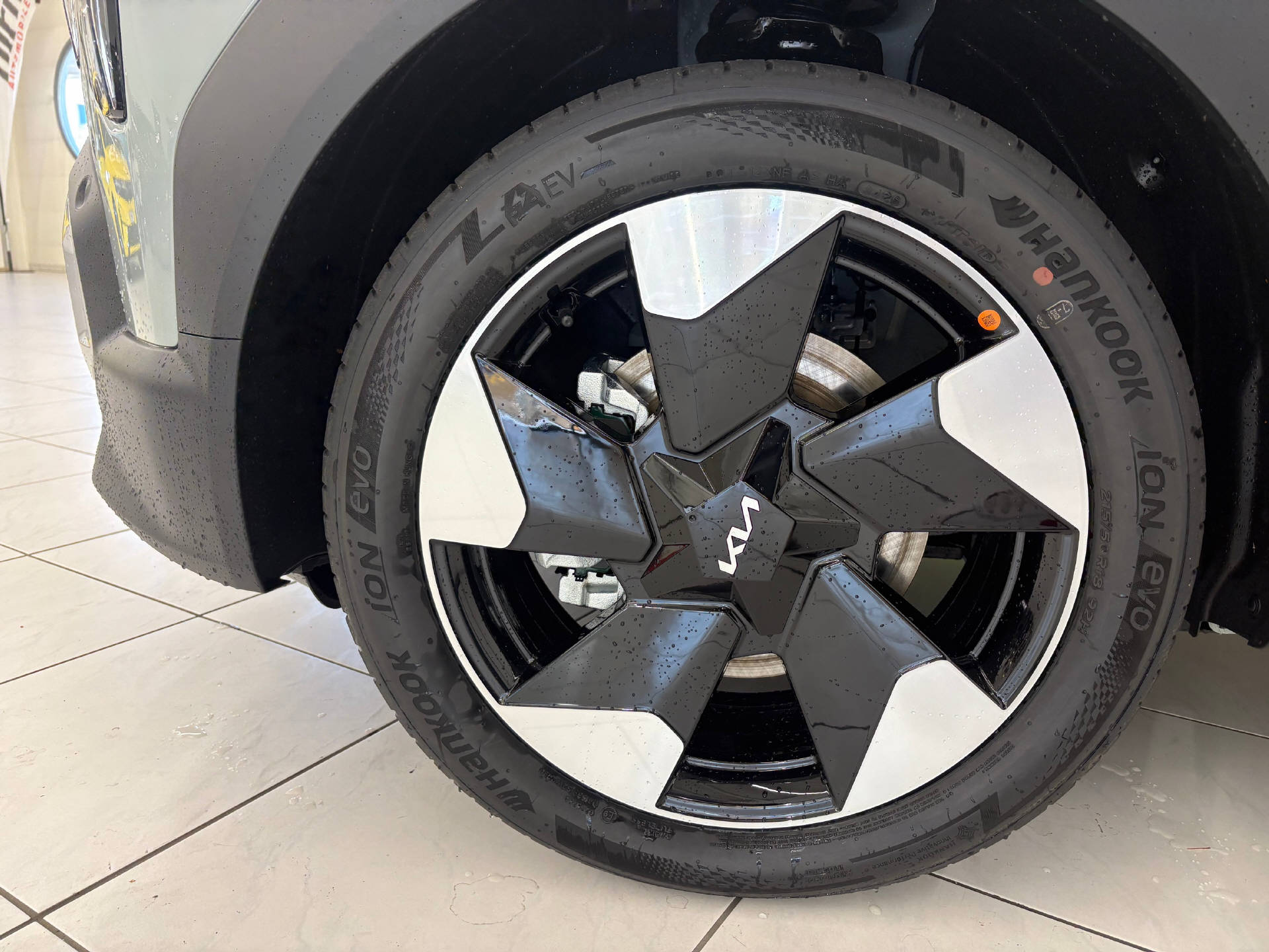 KIA EV2 61 kWh Earth 4P-image-15
