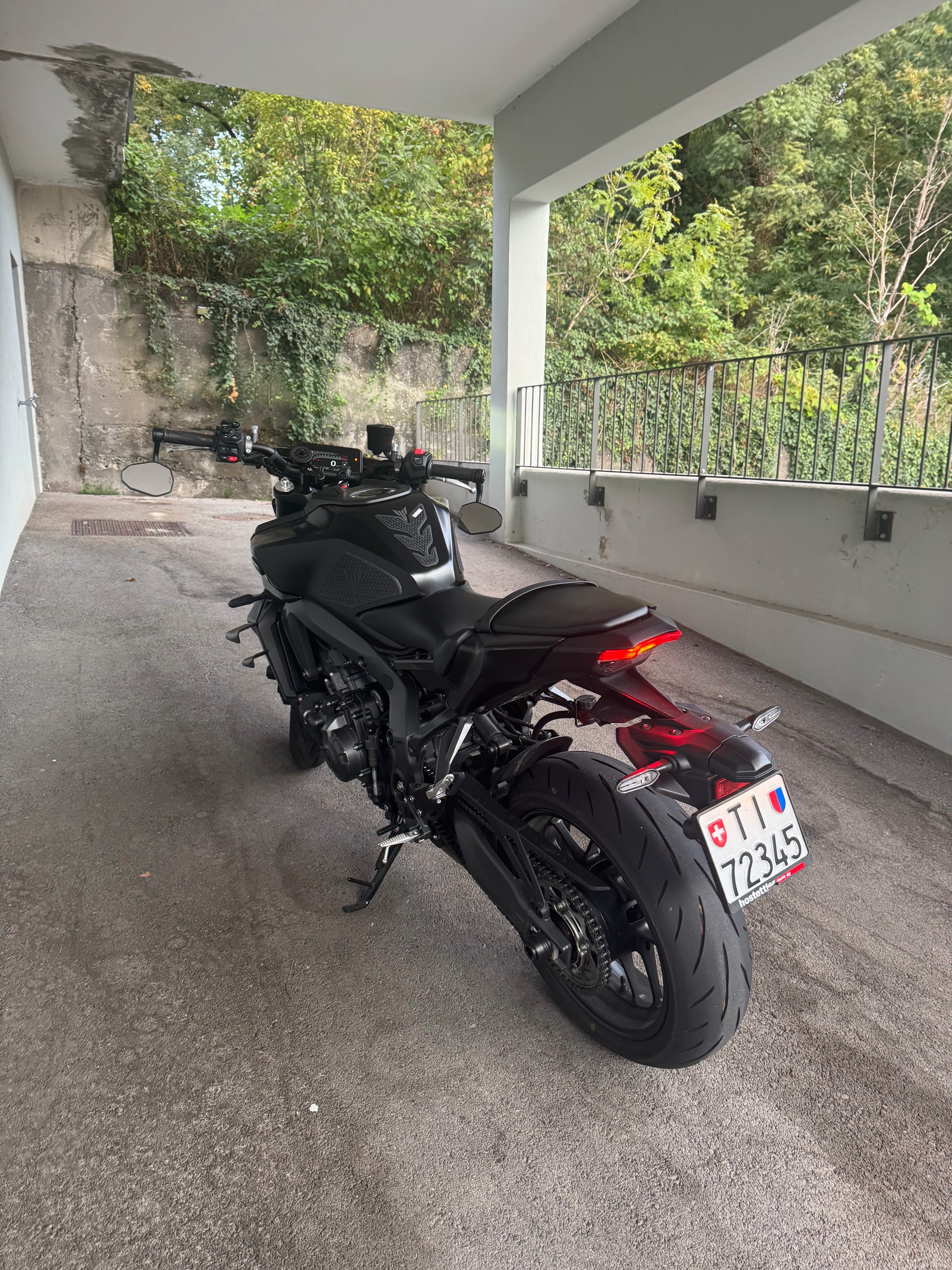 YAMAHA MT-09 (35kW)-image-1