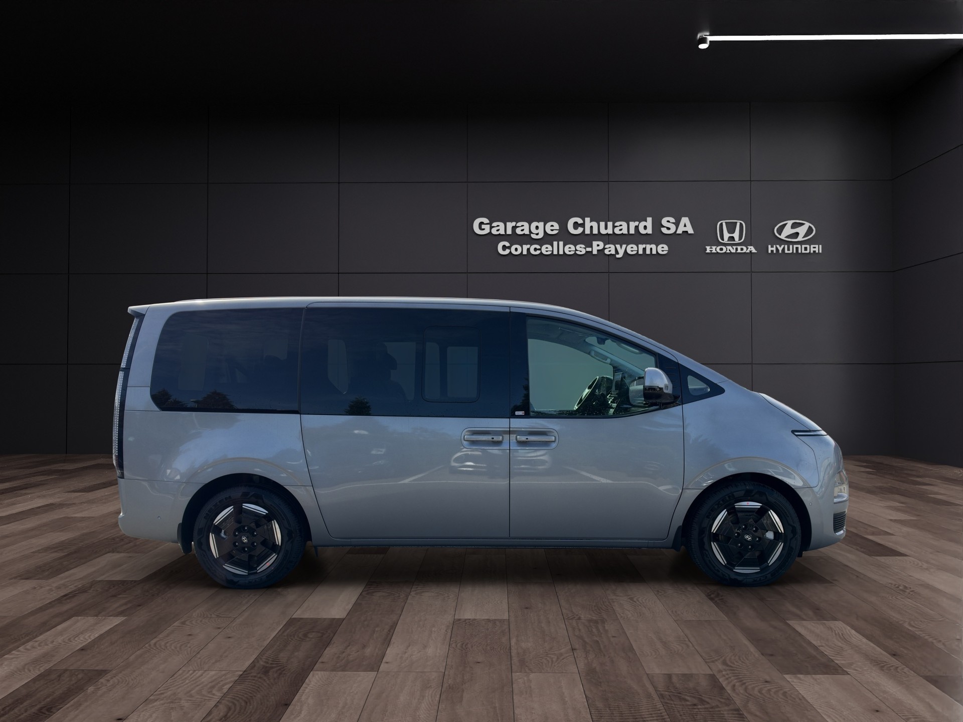 HYUNDAI 84kWh Vertex Wagon-showroom-element-3
