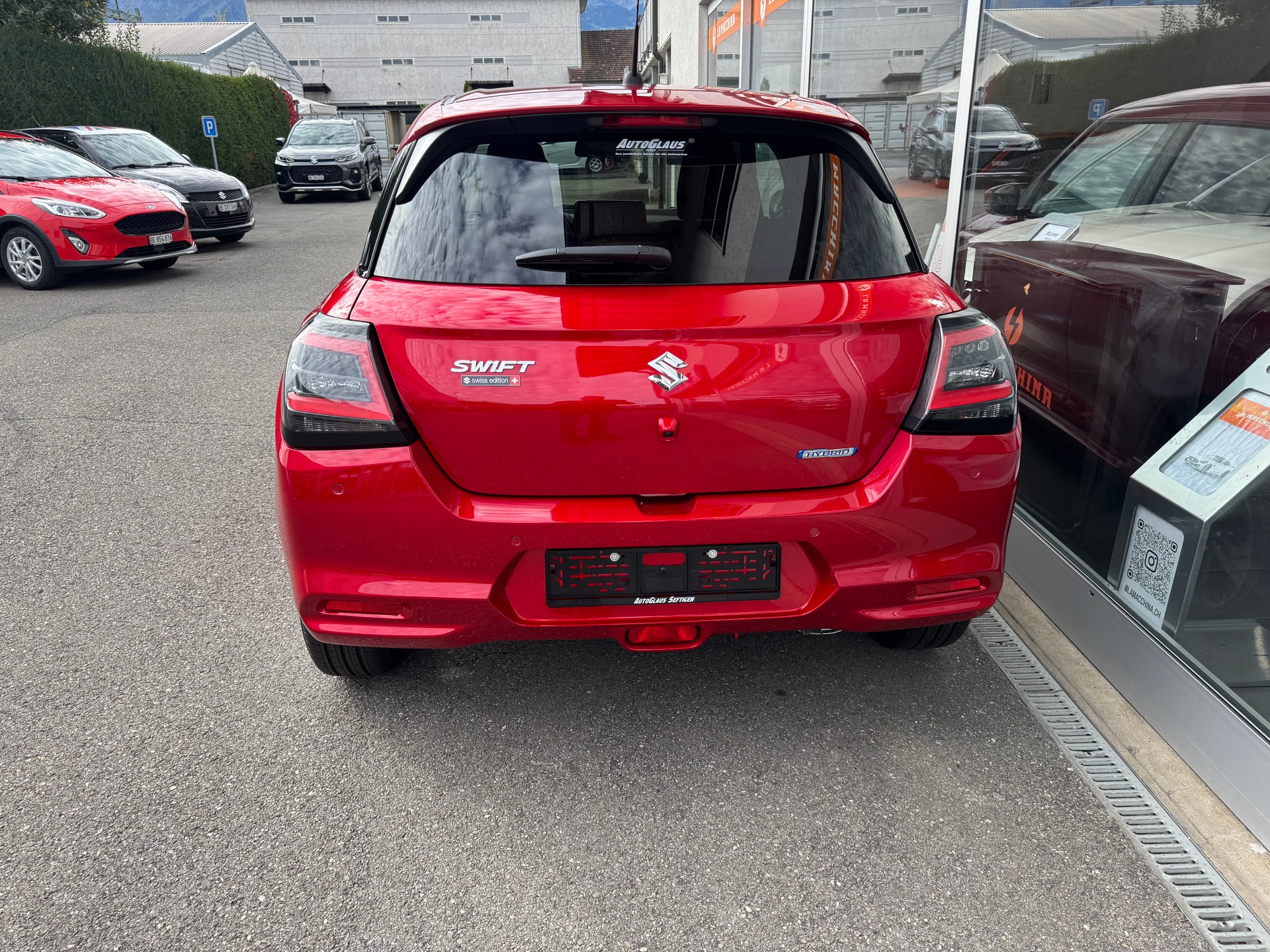 SUZUKI Swift 1.2 Piz Sulai Hybrid Top 4x4-showroom-element-3