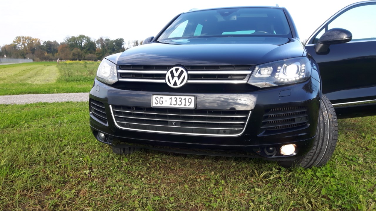 VW Touareg 3.0 TDI BlueMotion Technology Tiptronic-image-11