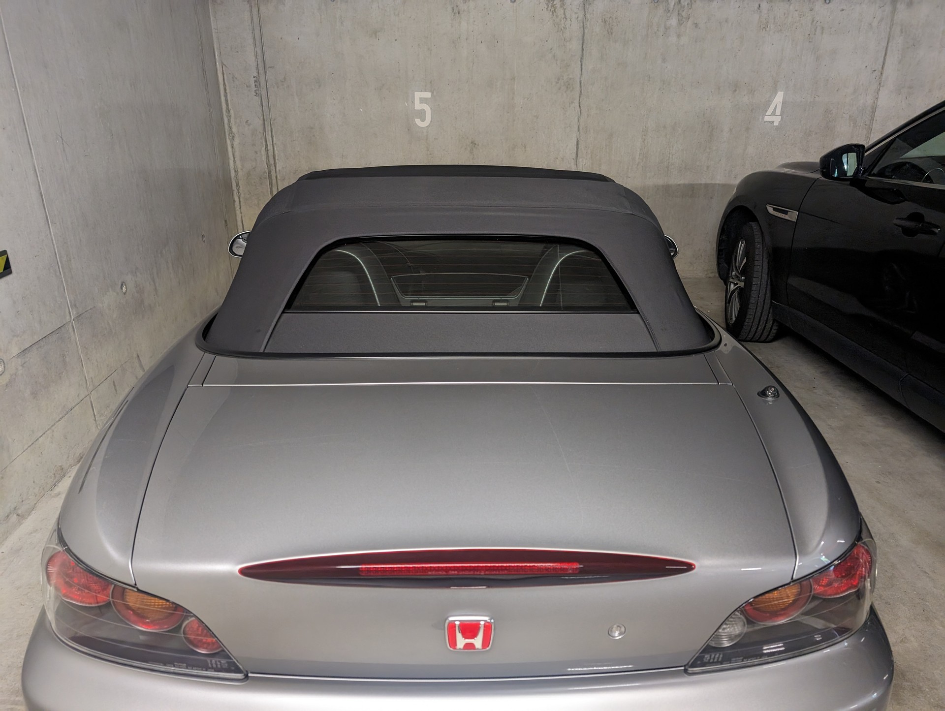 HONDA S2000-image-12