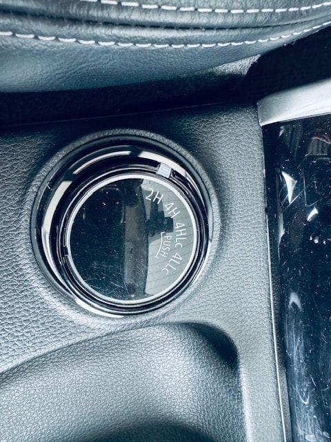 FIAT Fullback LX 2.4 MJ DC Swiss 4WD A-image-5