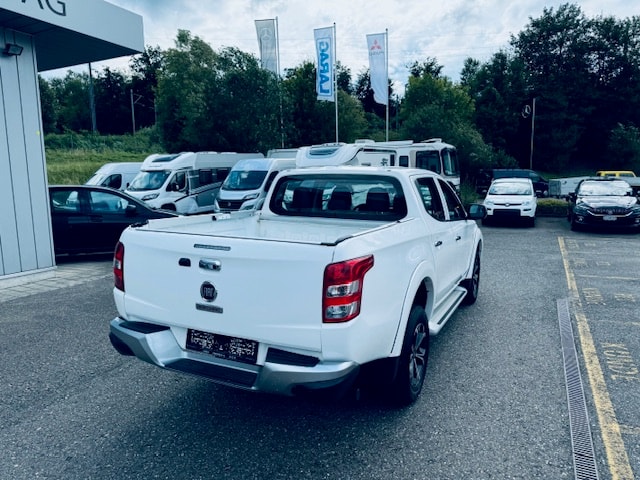 FIAT Fullback LX 2.4 MJ DC Swiss 4WD A-image-11