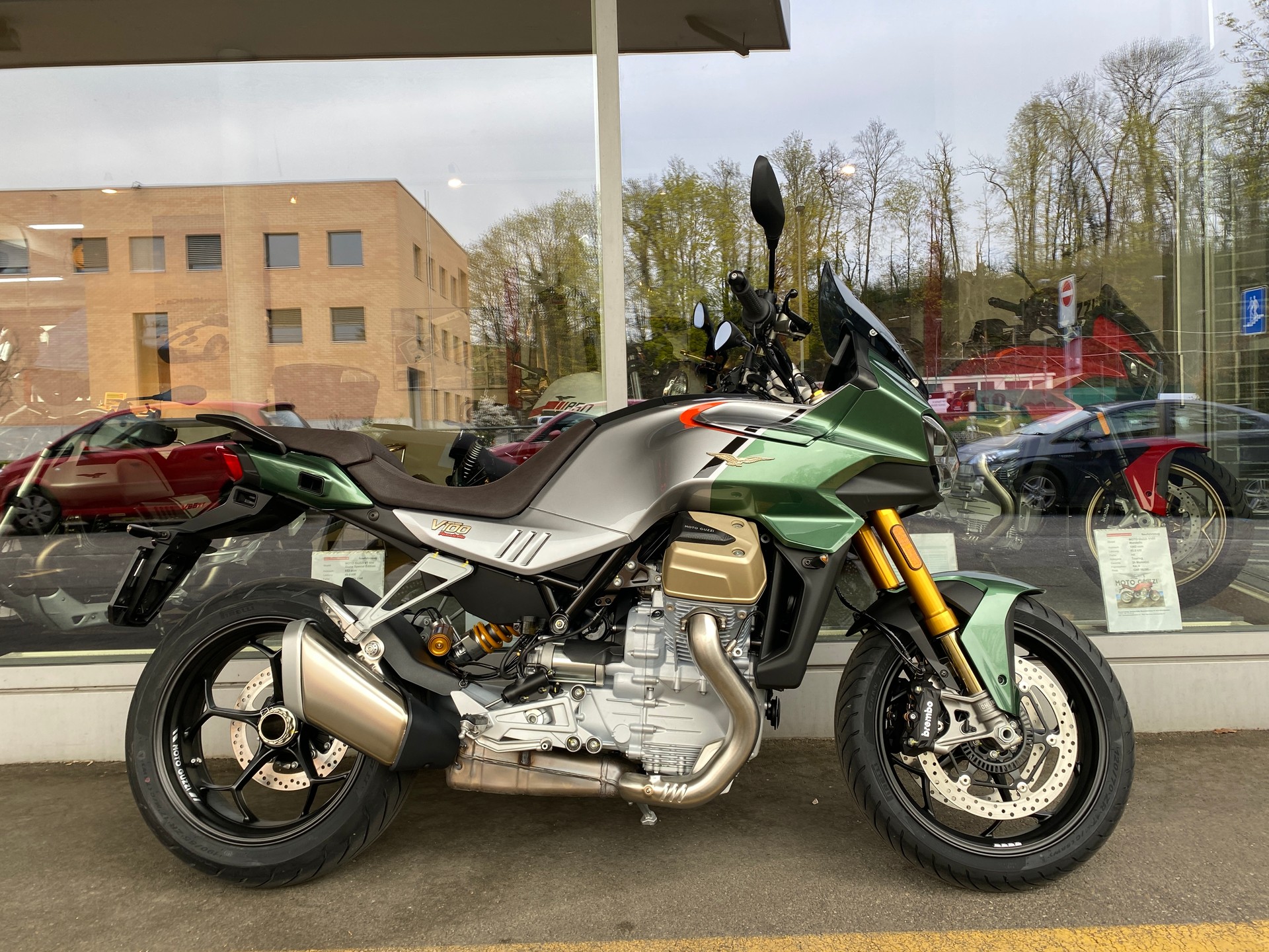 MOTO GUZZI V100 Mandello S-image-1