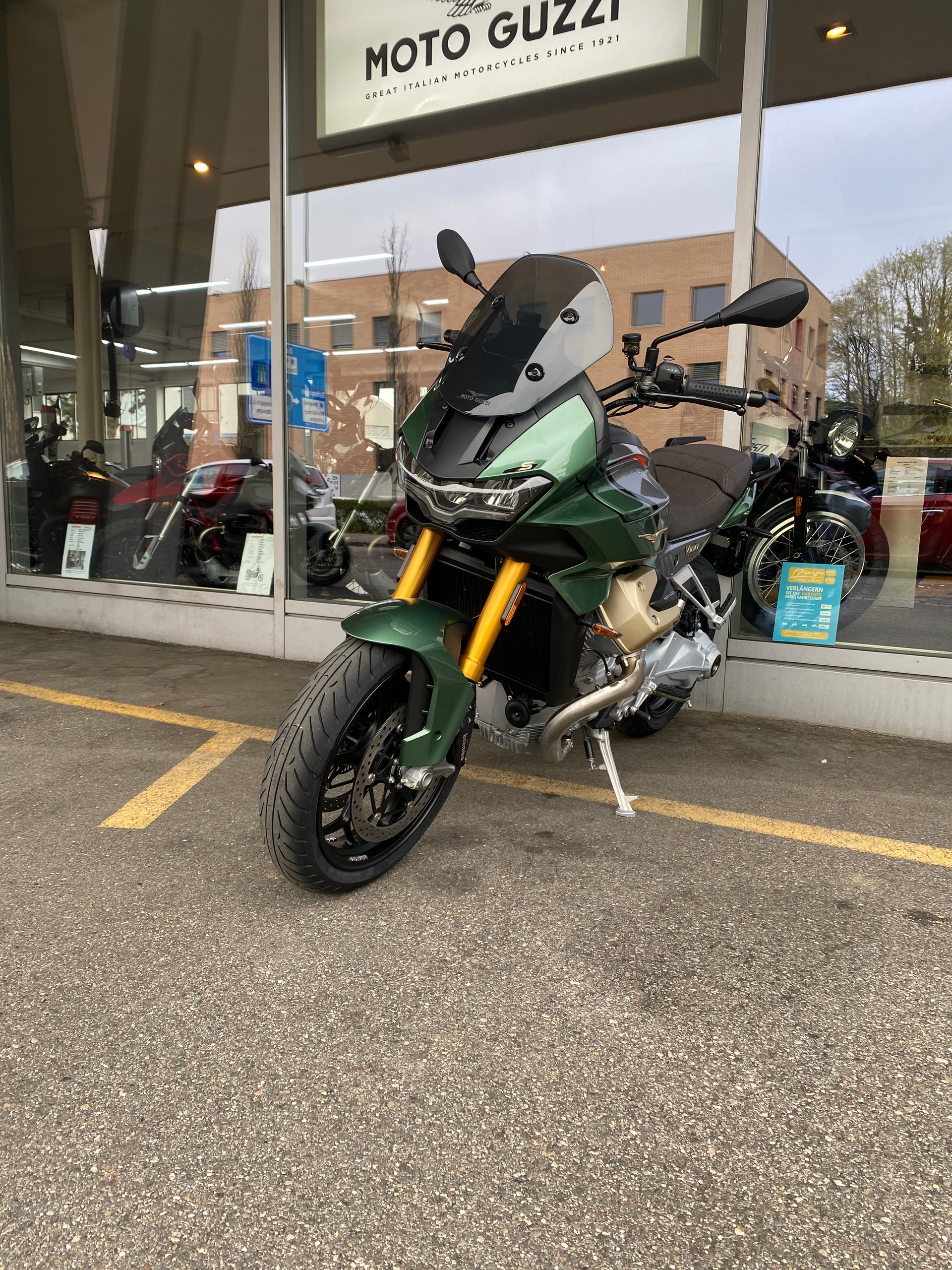 MOTO GUZZI V100 Mandello S-image-3