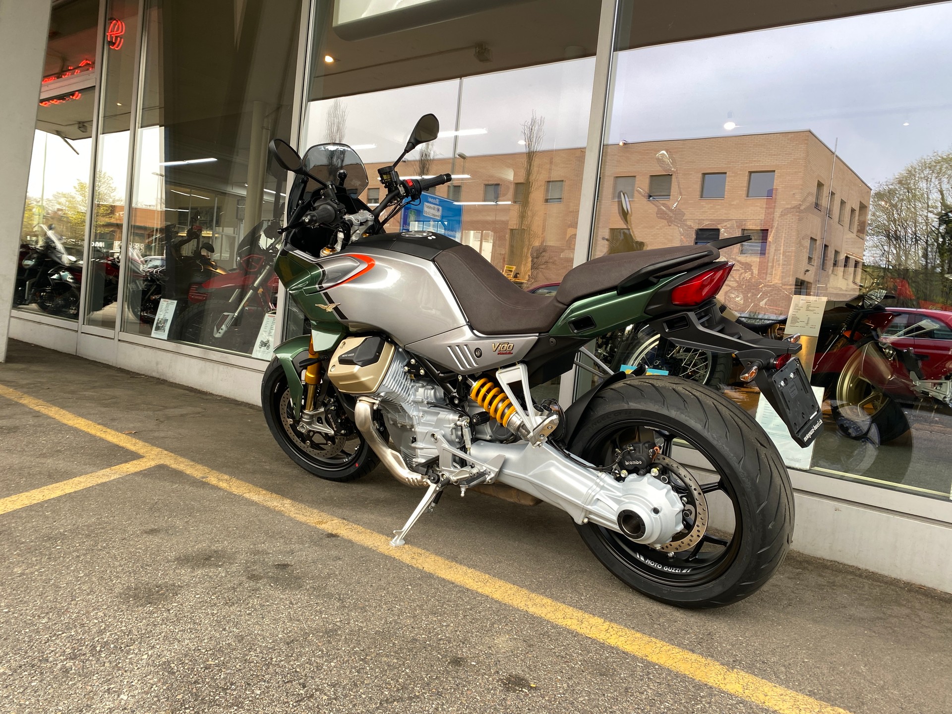 MOTO GUZZI V100 Mandello S-image-6