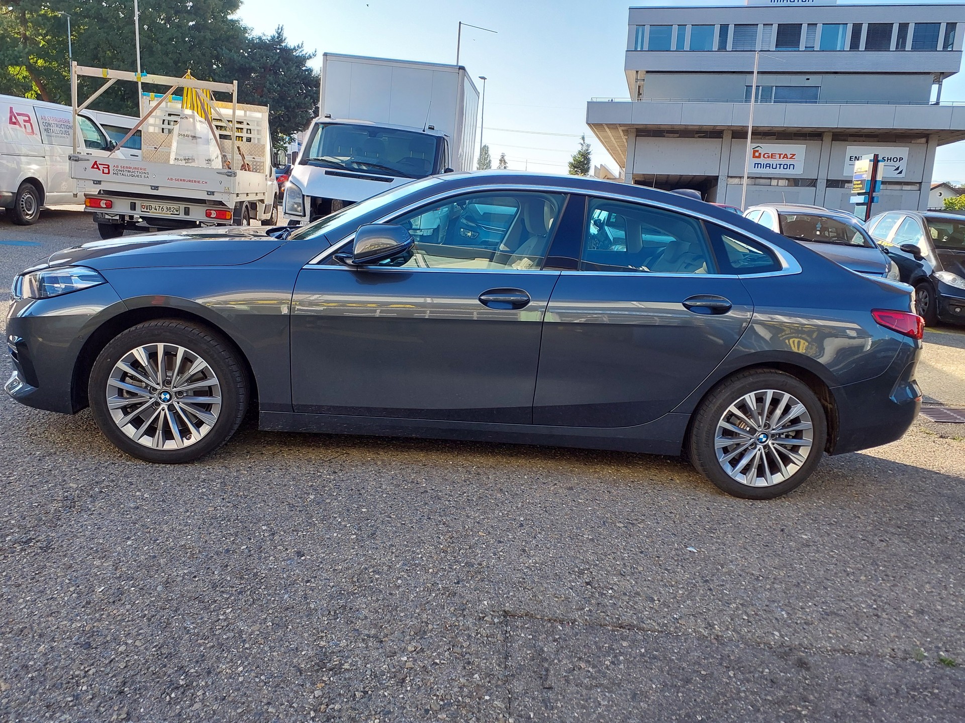 BMW 220d Gran Coupé Steptronic M Sport-image-3