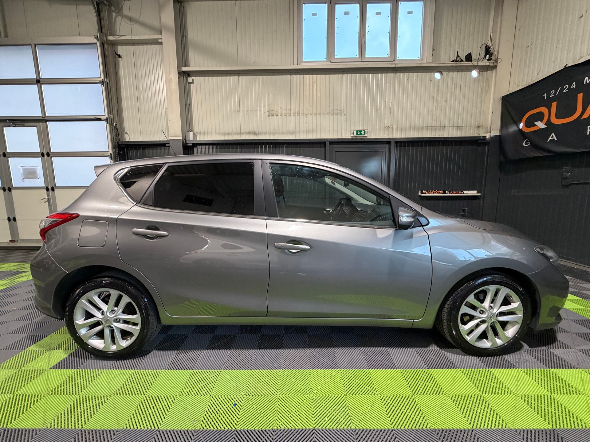 NISSAN Pulsar 1.6 DIG-T tekna-image-2
