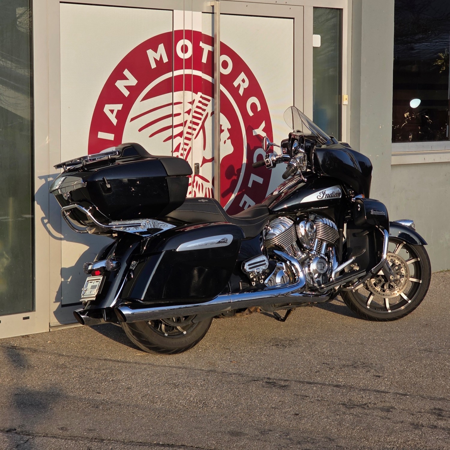 INDIAN Roadmaster Limited-image-2
