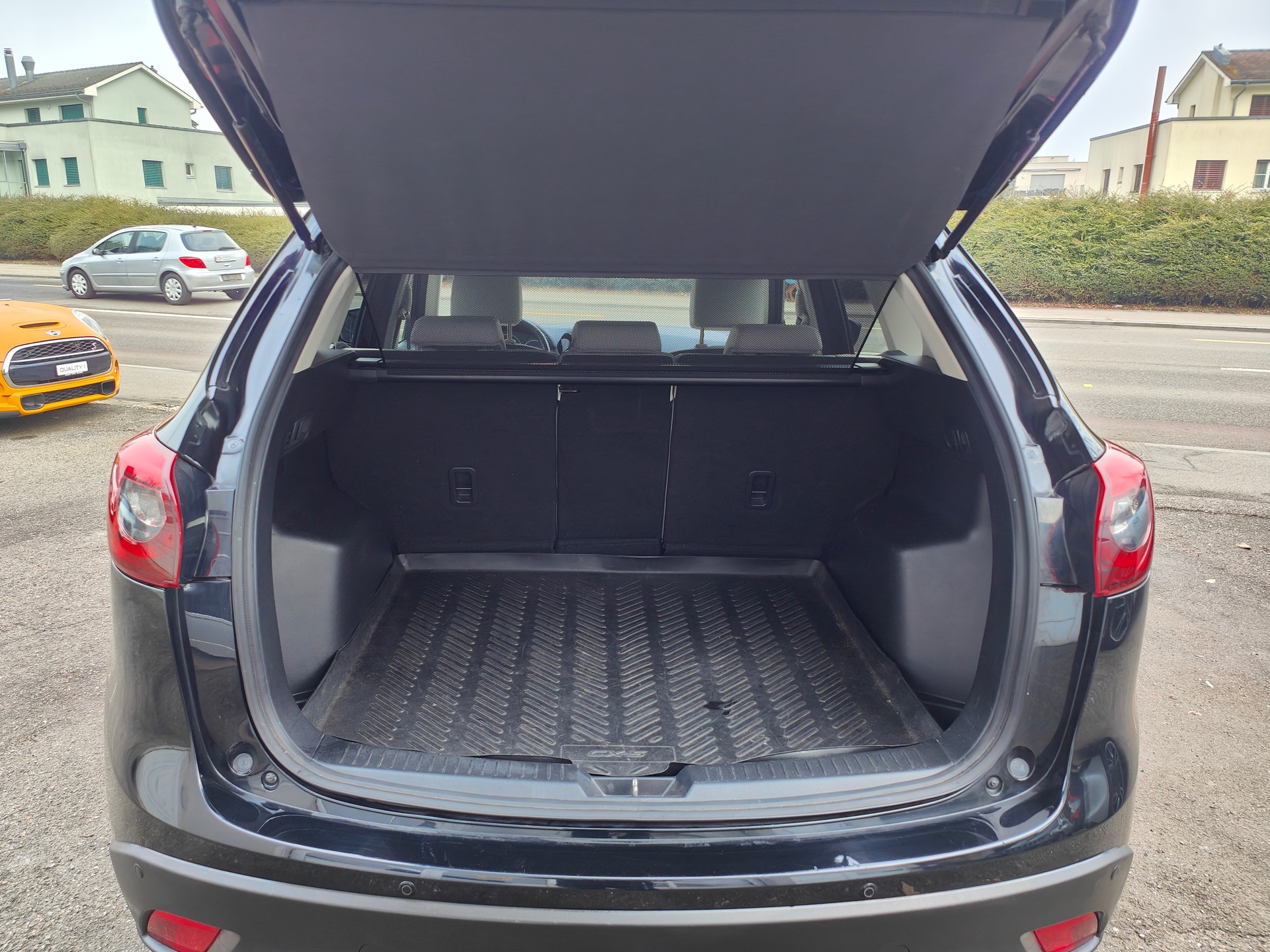 MAZDA CX-5 2.2 D HP Revolution AWD Automatic-image-7