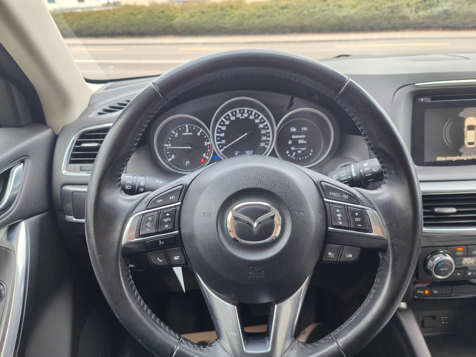 MAZDA CX-5 2.2 D HP Revolution AWD Automatic-image-17