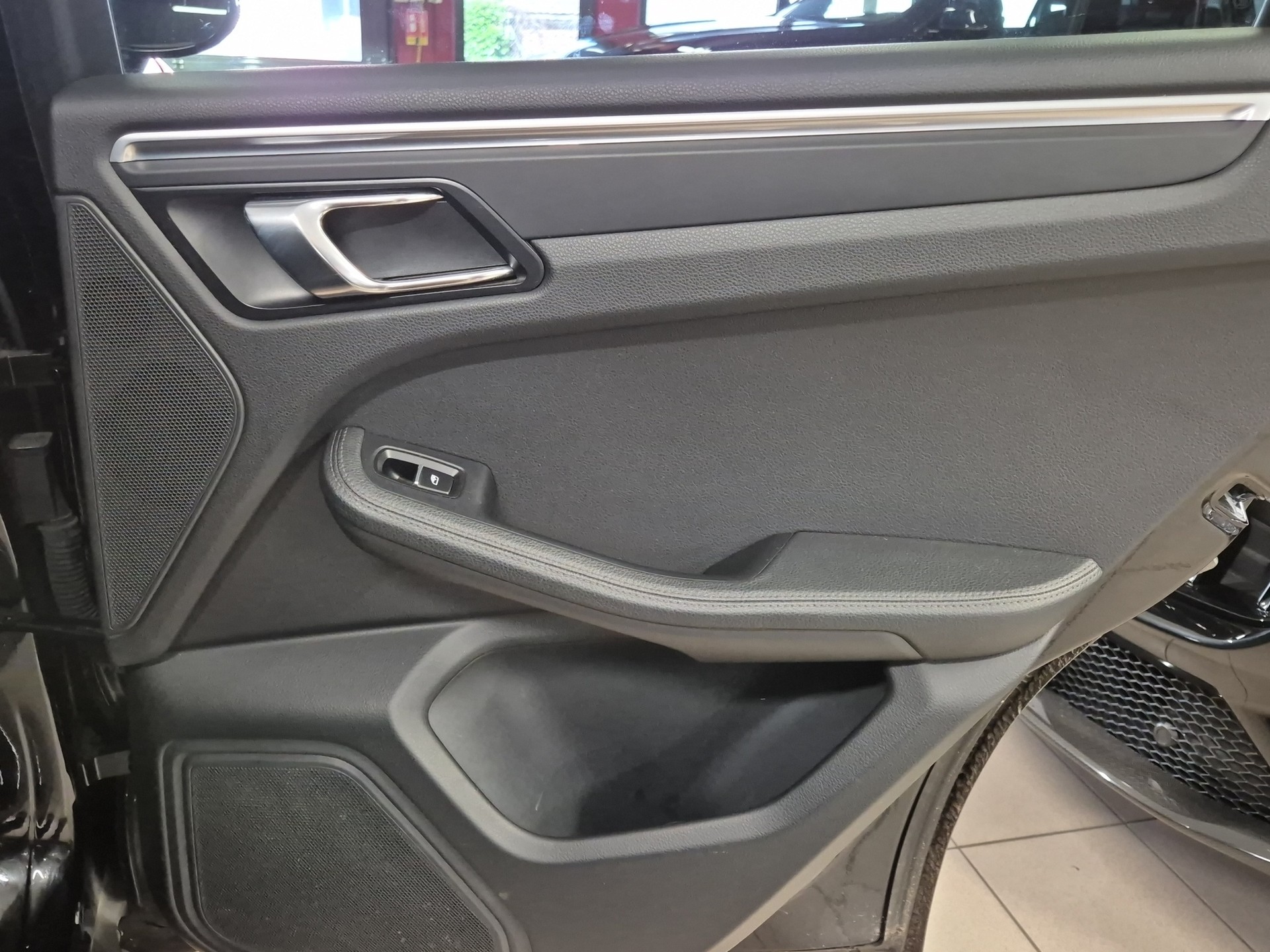 PORSCHE Macan PDK FULL SUIVI PORSCHE - LEASING à partir de CHF 480.-/mois-image-13