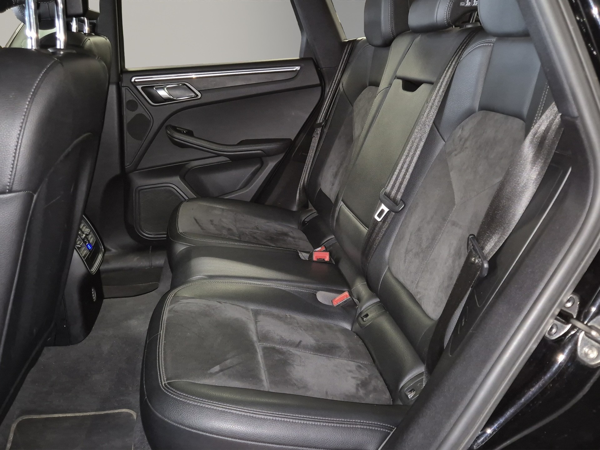 PORSCHE Macan PDK FULL SUIVI PORSCHE - LEASING à partir de CHF 480.-/mois-image-12