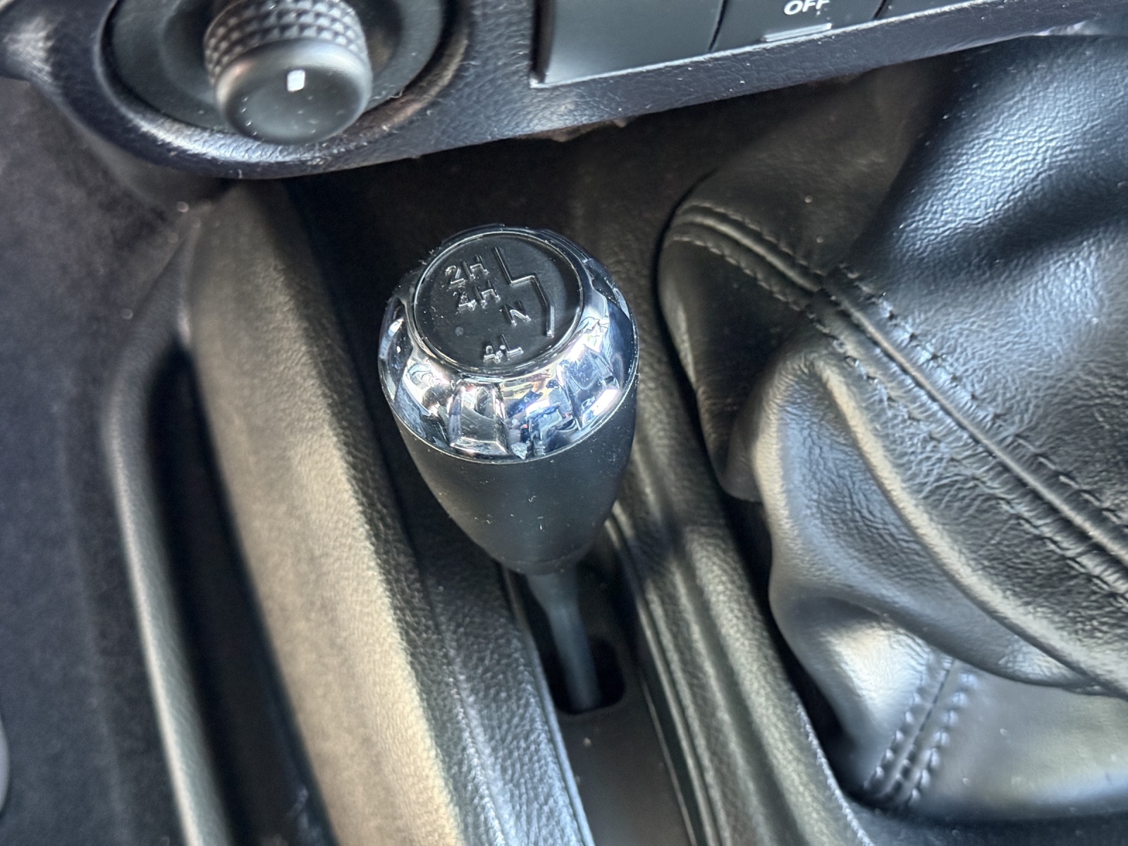 JEEP Wrangler 2.8 CRD Sport softtop-image-19