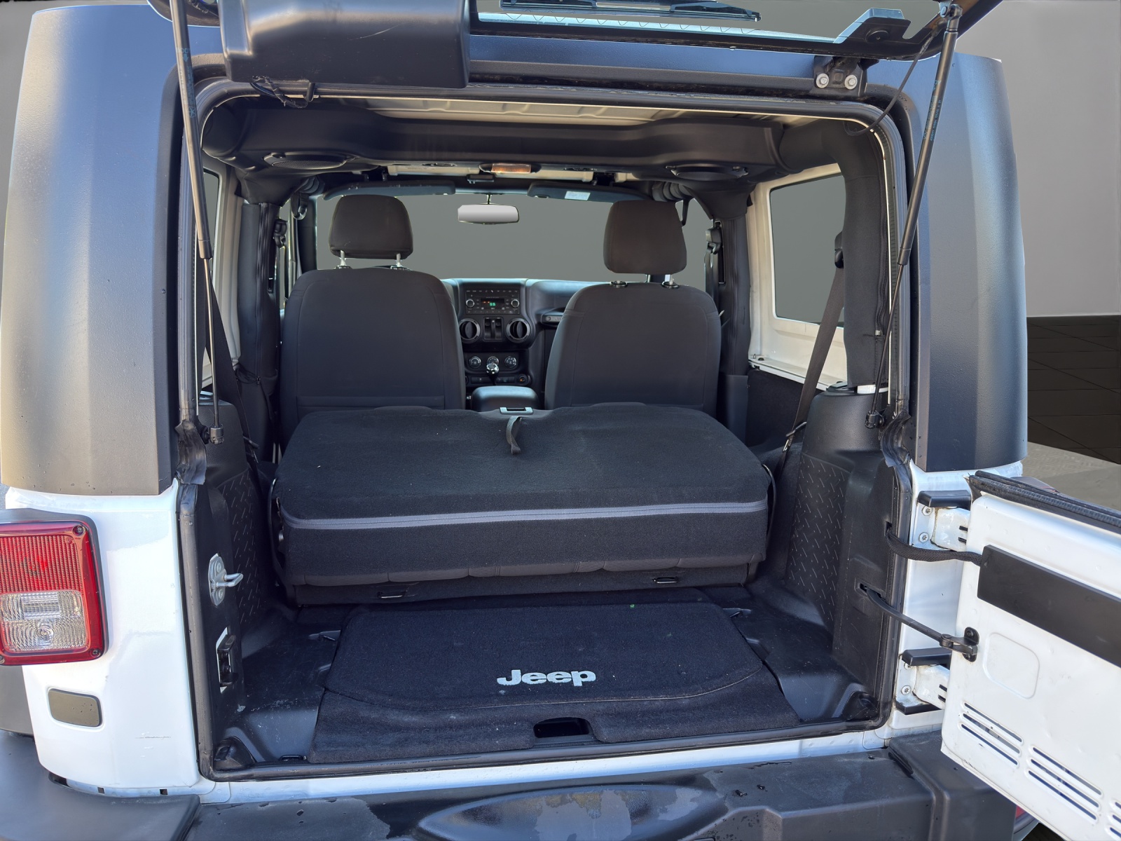 JEEP Wrangler 2.8 CRD Sport softtop-image-18