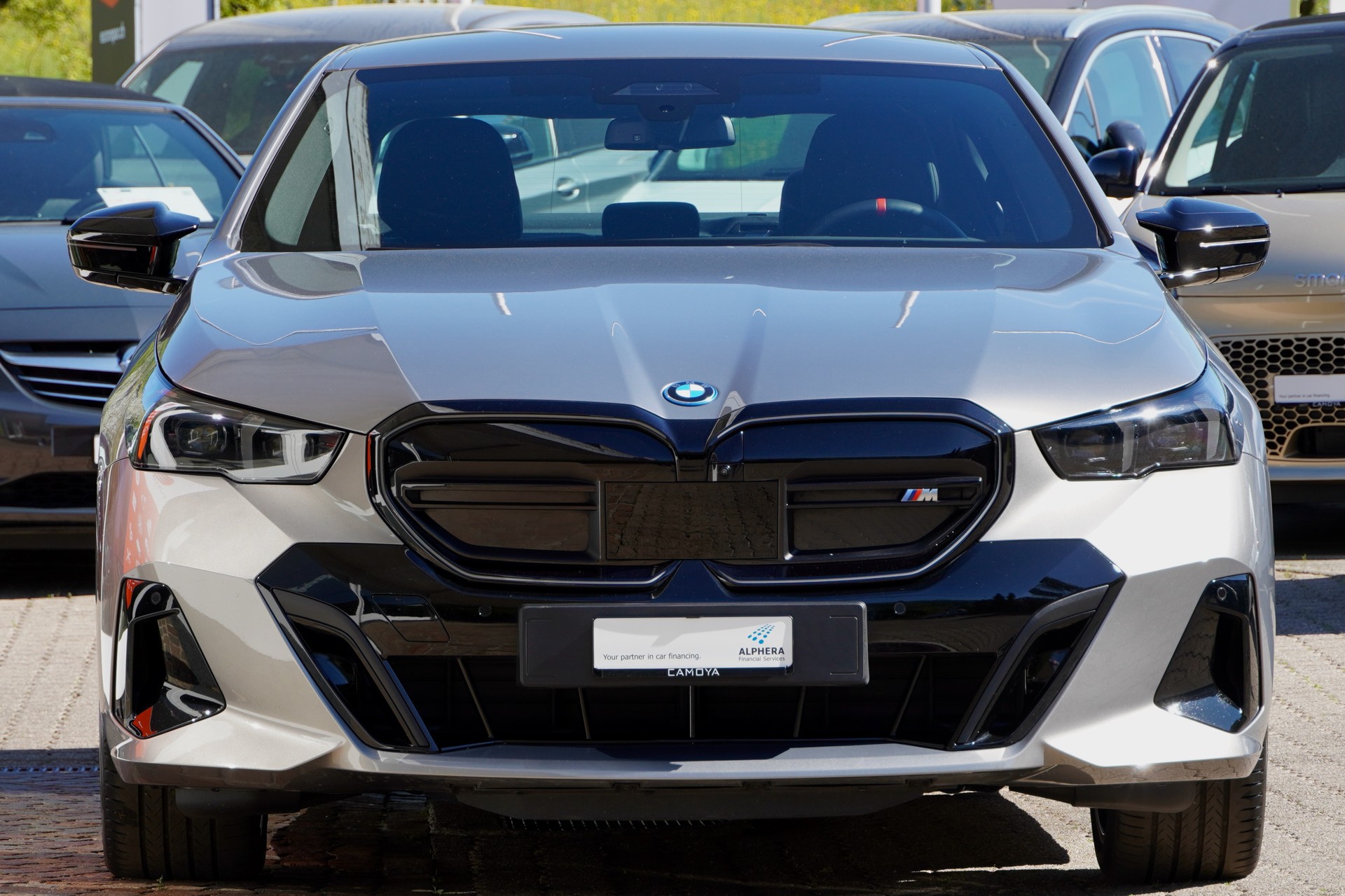 BMW i5 M60 xDrive M Sport Pro-showroom-element-2