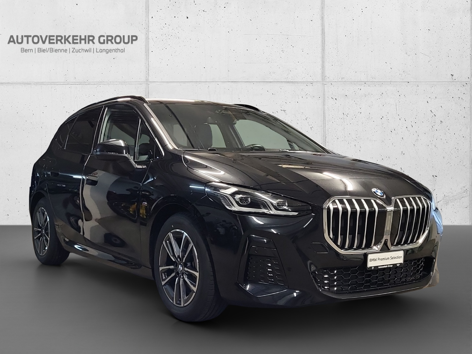 BMW 223i Act. T. xDr. M Sport-showroom-element-2