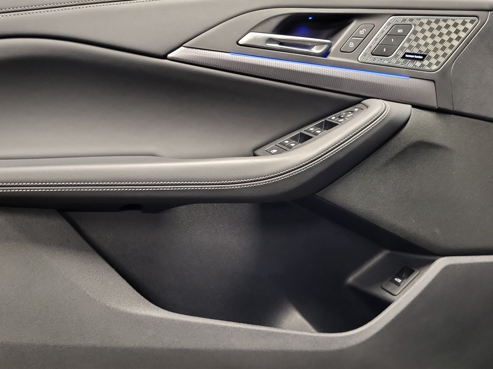 BMW 223i Act. T. xDr. M Sport-image-17