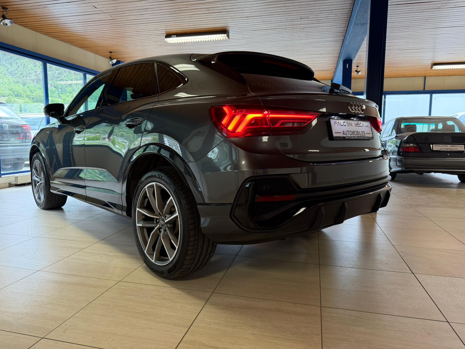 AUDI Q3 Sportback 40 TDI S line Attraction quattro S-tronic-image-10