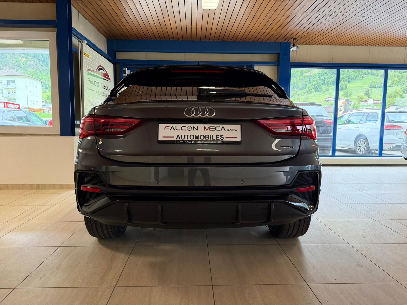 AUDI Q3 Sportback 40 TDI S line Attraction quattro S-tronic-image-11