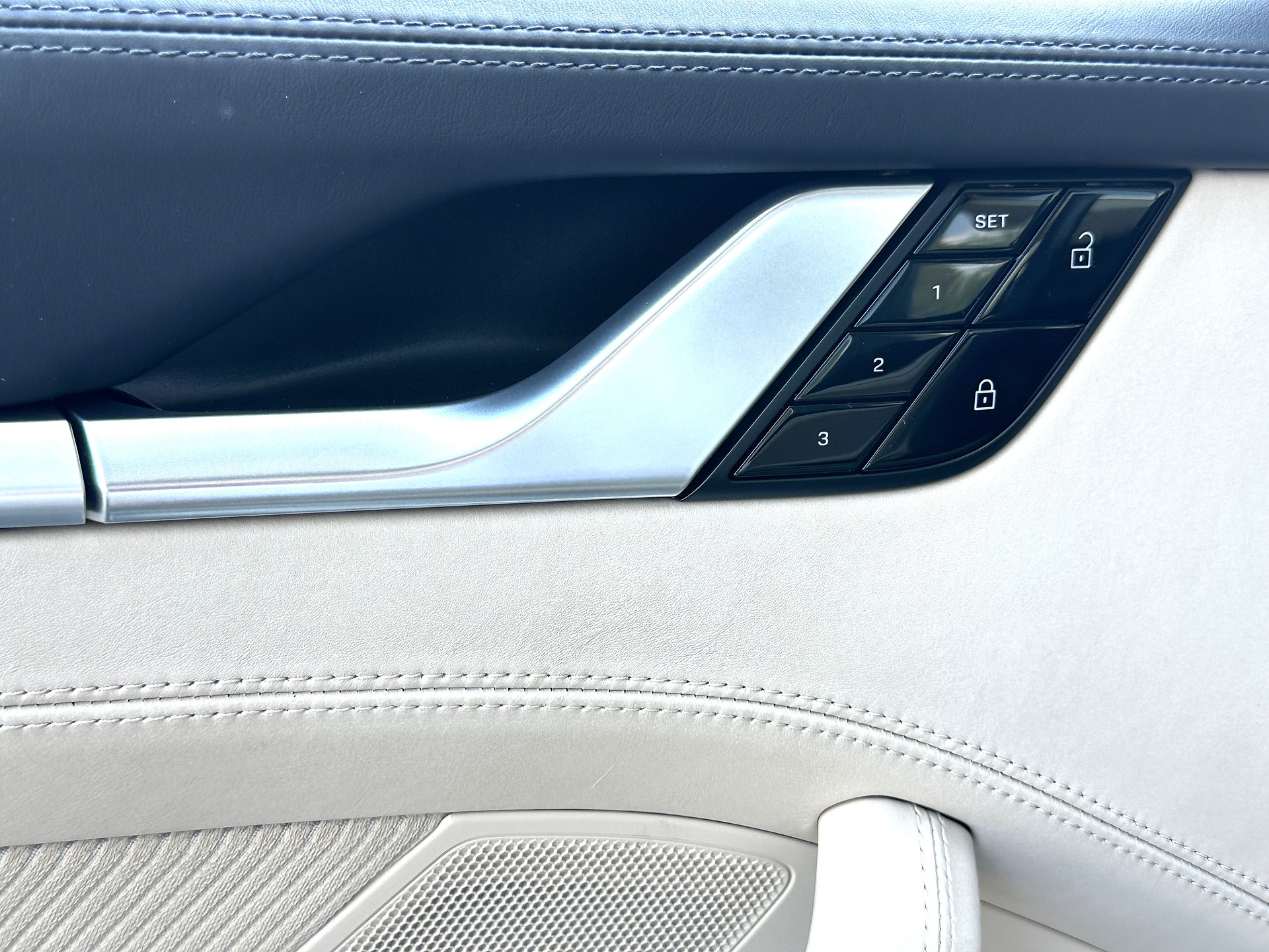 PORSCHE 911 Targa 3.0 Carrera 4S Heritage Design Edition-image-20