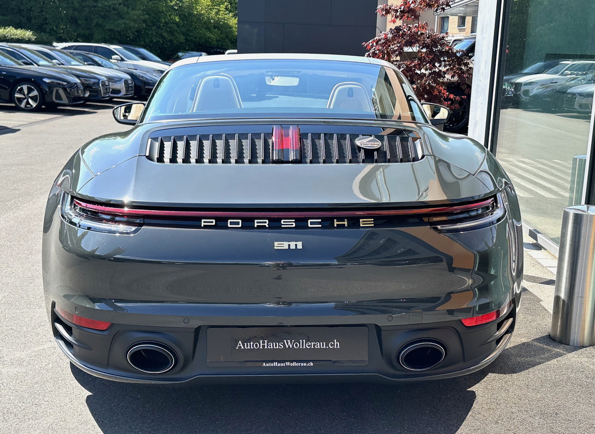 PORSCHE 911 Targa 3.0 Carrera 4S Heritage Design Edition-image-17