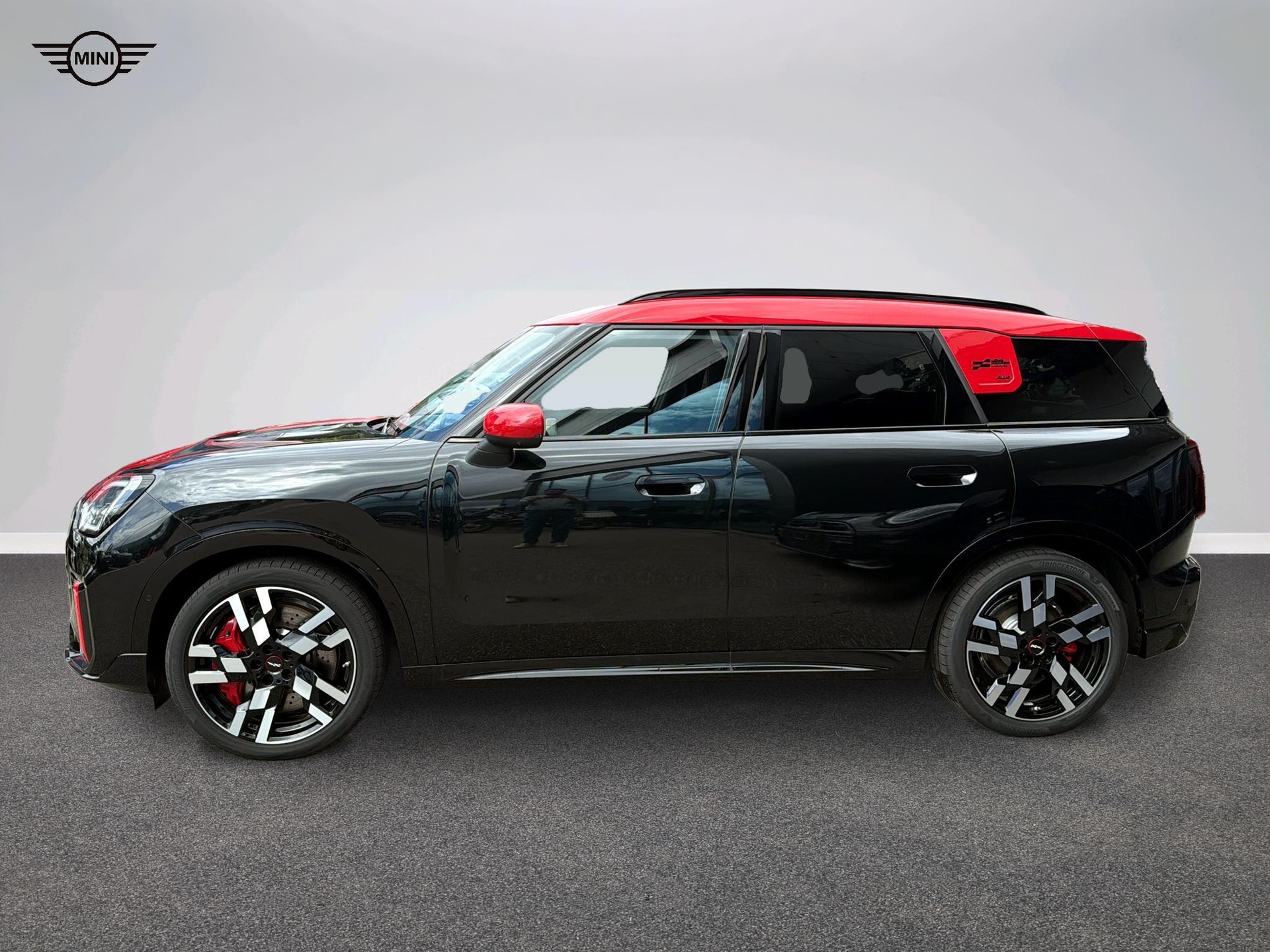 MINI John Cooper Works Countryman ALL4-image-4