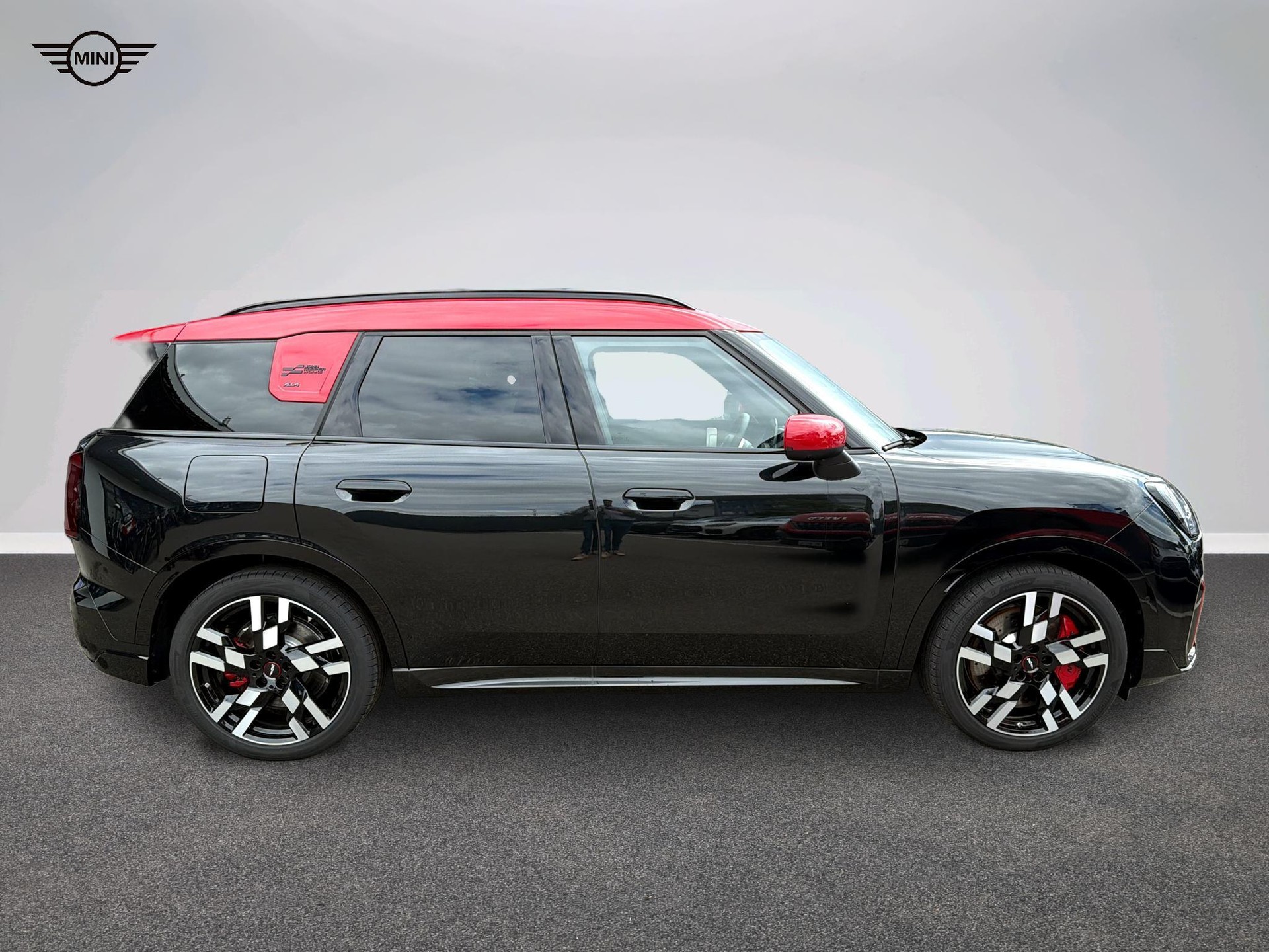 MINI John Cooper Works Countryman ALL4-showroom-element-2