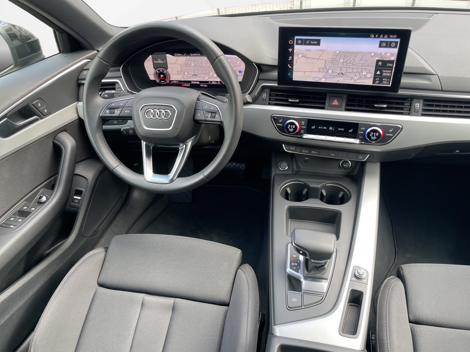 AUDI A4 2.0 40 TDI S Line S-Tronic-image-12