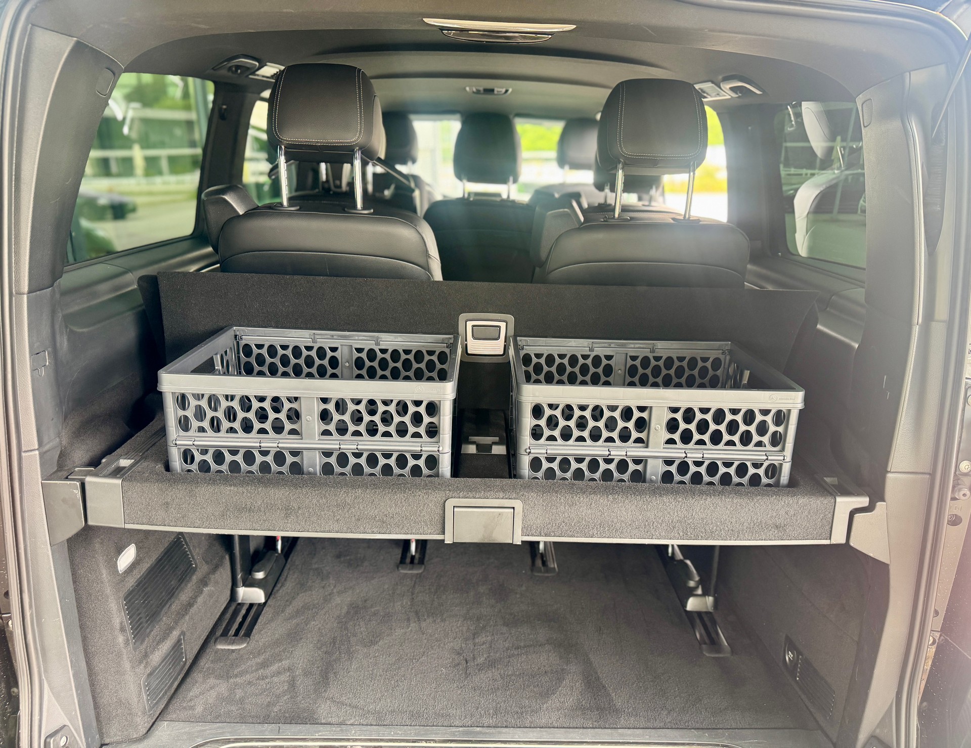 MERCEDES-BENZ V 250 d Avantgarde AMG-Line kompakt 7G-Tronic-image-14