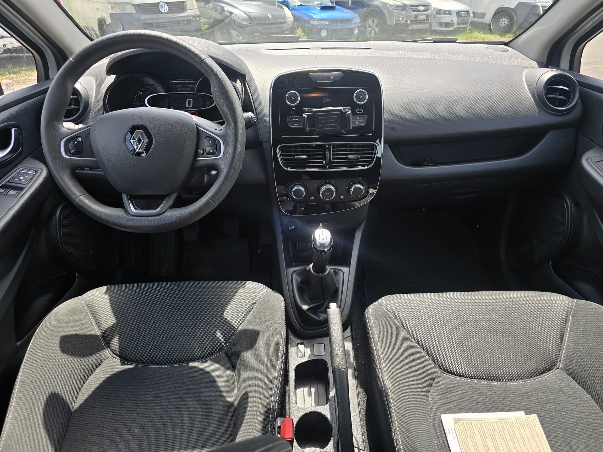 RENAULT Clio 0.9 Life-image-8