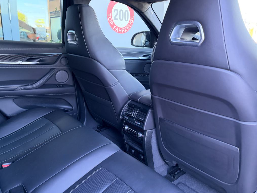 BMW X6M-image-12