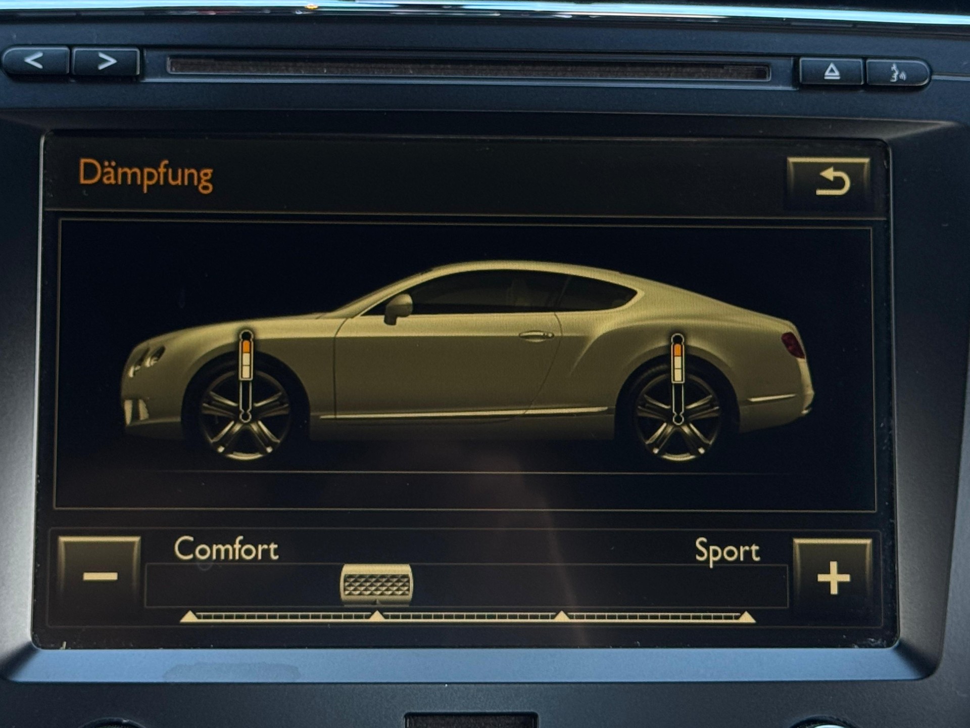 BENTLEY Continental GT 4.0 V8-image-29