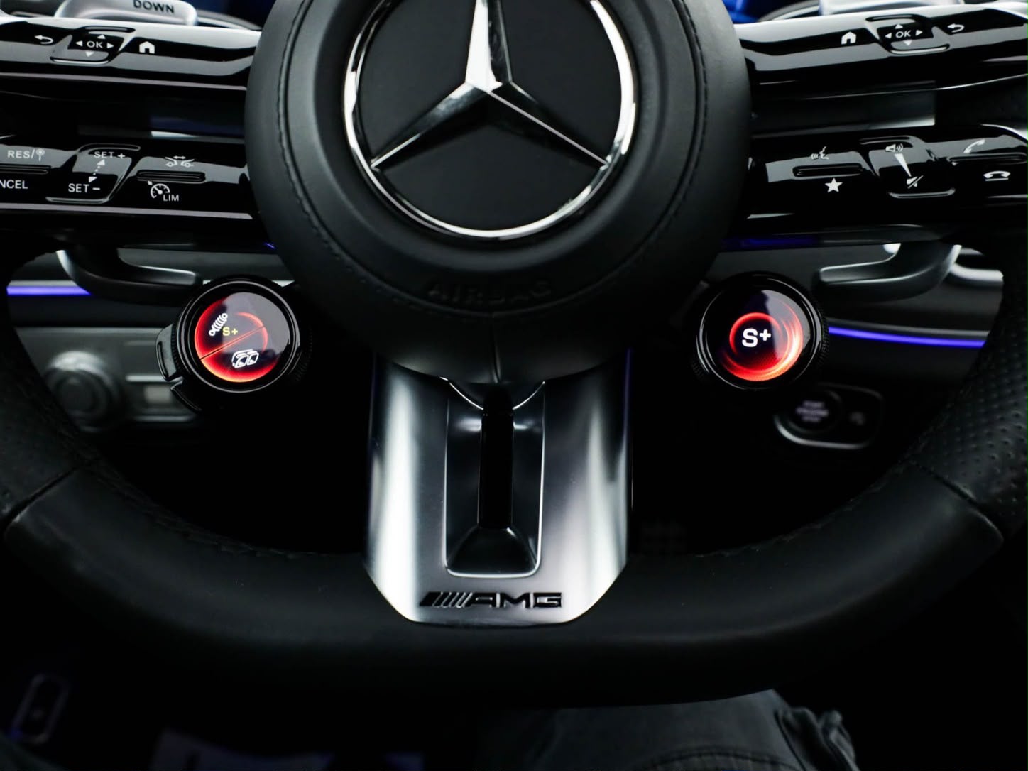 MERCEDES-BENZ GLE Coupé 53 AMG 4Matic+ Speedshift-image-13