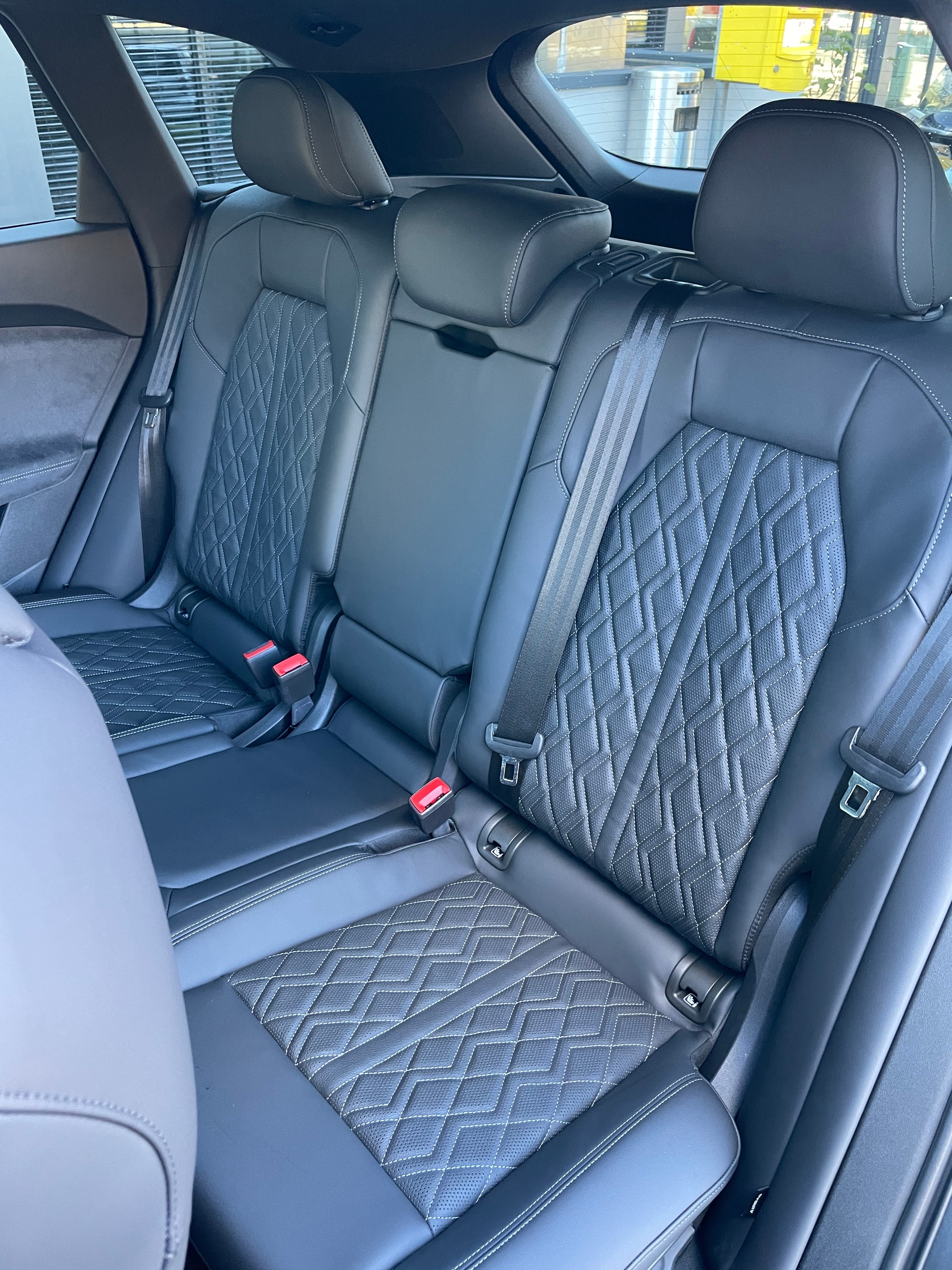AUDI Q5 e-hybrid quattro 270 kW S-tronic (MODELL 2026)-image-13