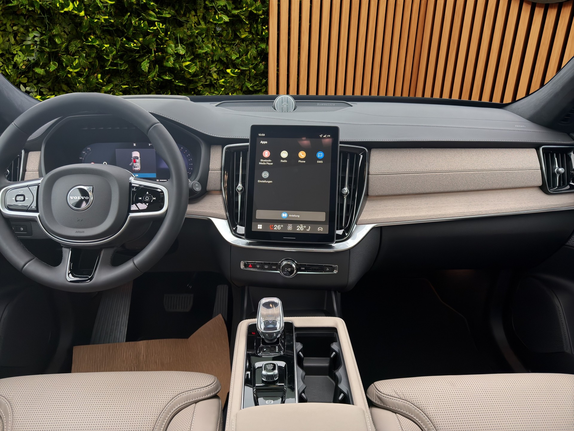 VOLVO XC90 2.0 T8 TE XCLUSIVE Edition Dark eAWD-image-12