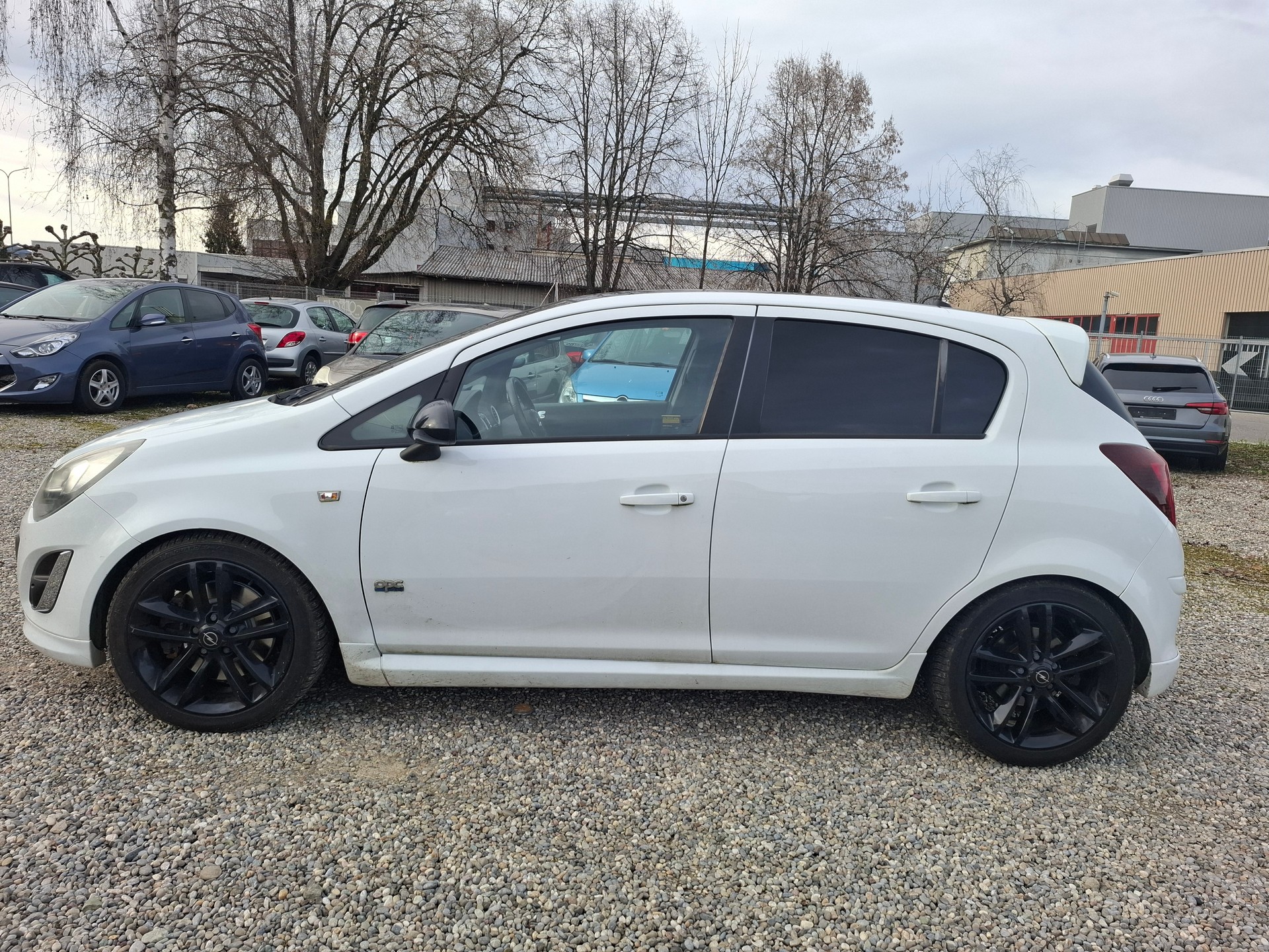 OPEL Corsa 1.6 Turbo Color Edition-image-3