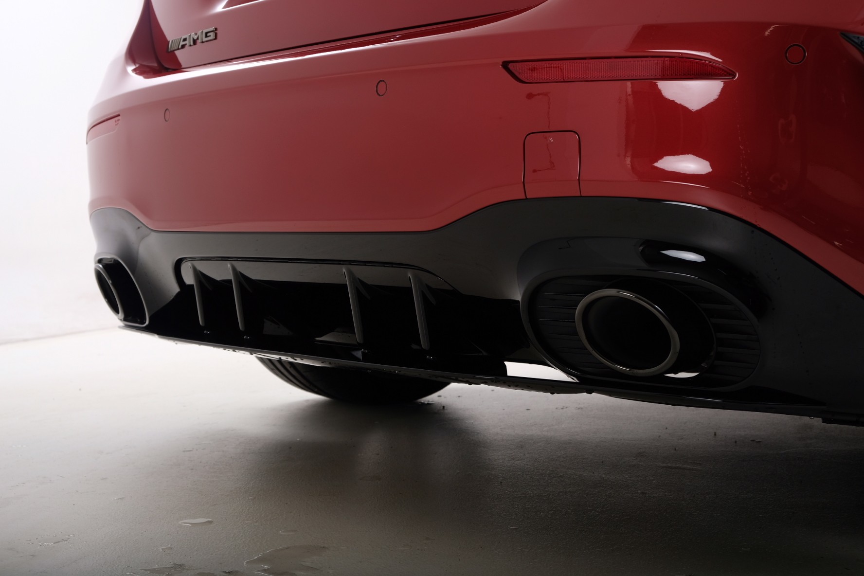 MERCEDES-BENZ A 35 AMG 4Matic Speedshift-image-4