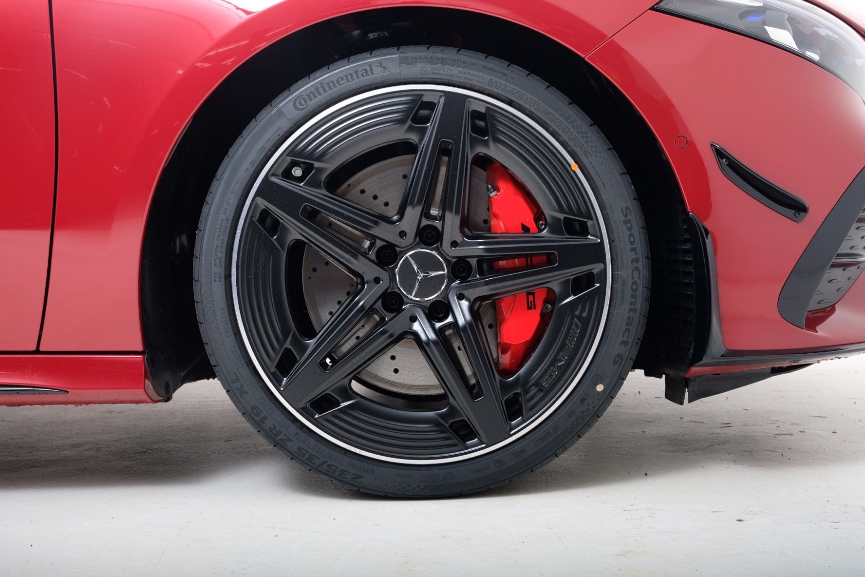 MERCEDES-BENZ A 35 AMG 4Matic Speedshift-image-7
