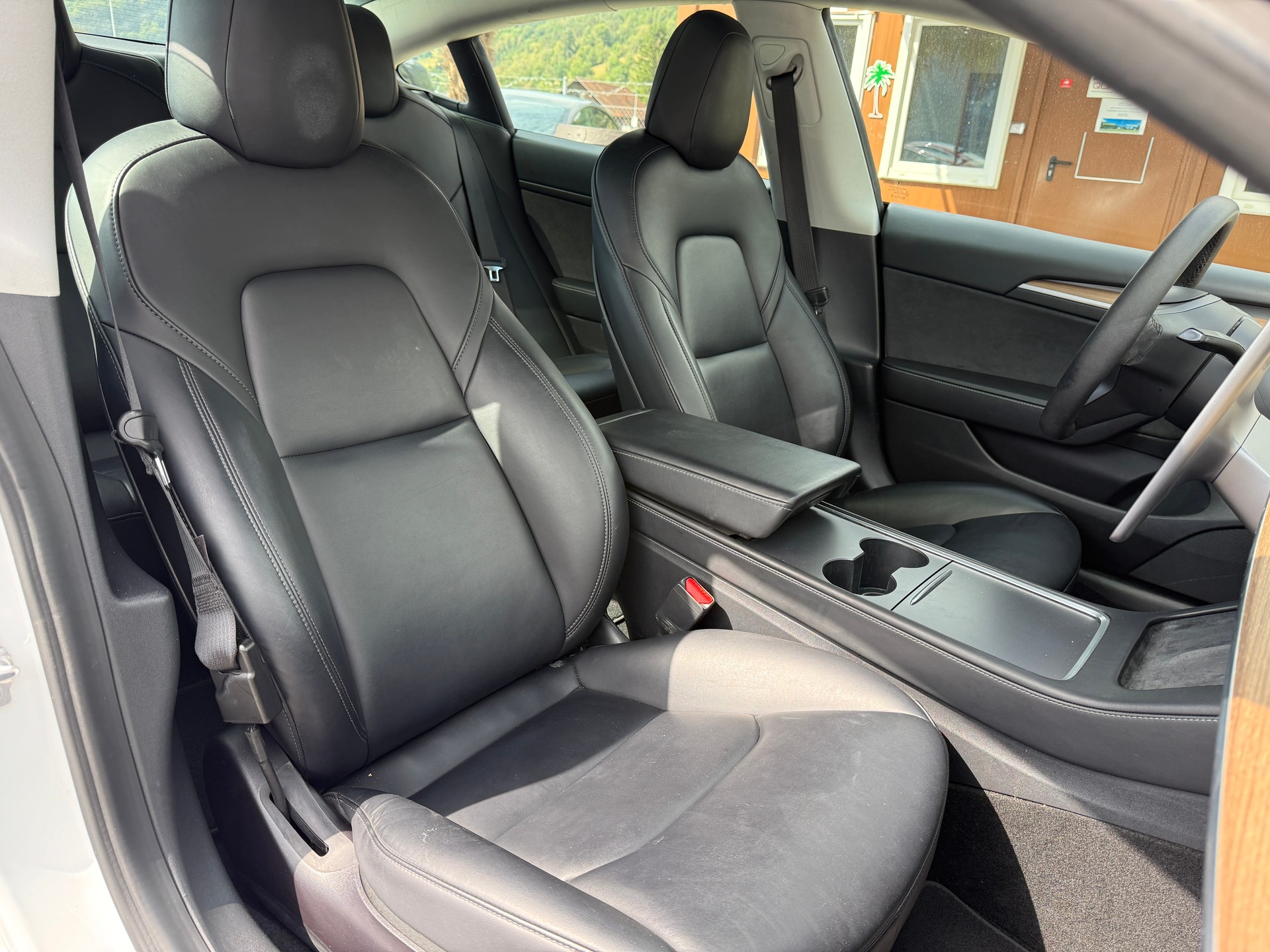 TESLA Model 3 LR AWD Enhanced Autopilot👌 Refresh👌 Wärmepumpe👌-image-7