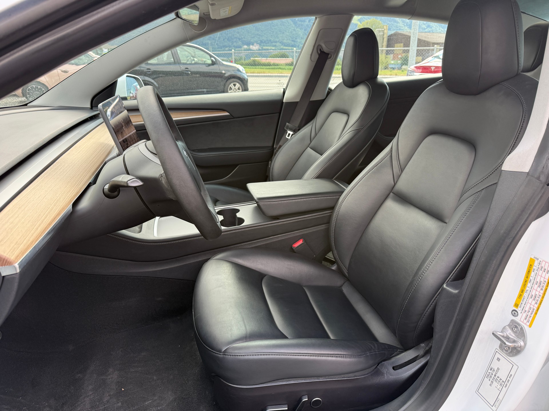 TESLA Model 3 LR AWD Enhanced Autopilot👌 Refresh👌 Wärmepumpe👌-image-6