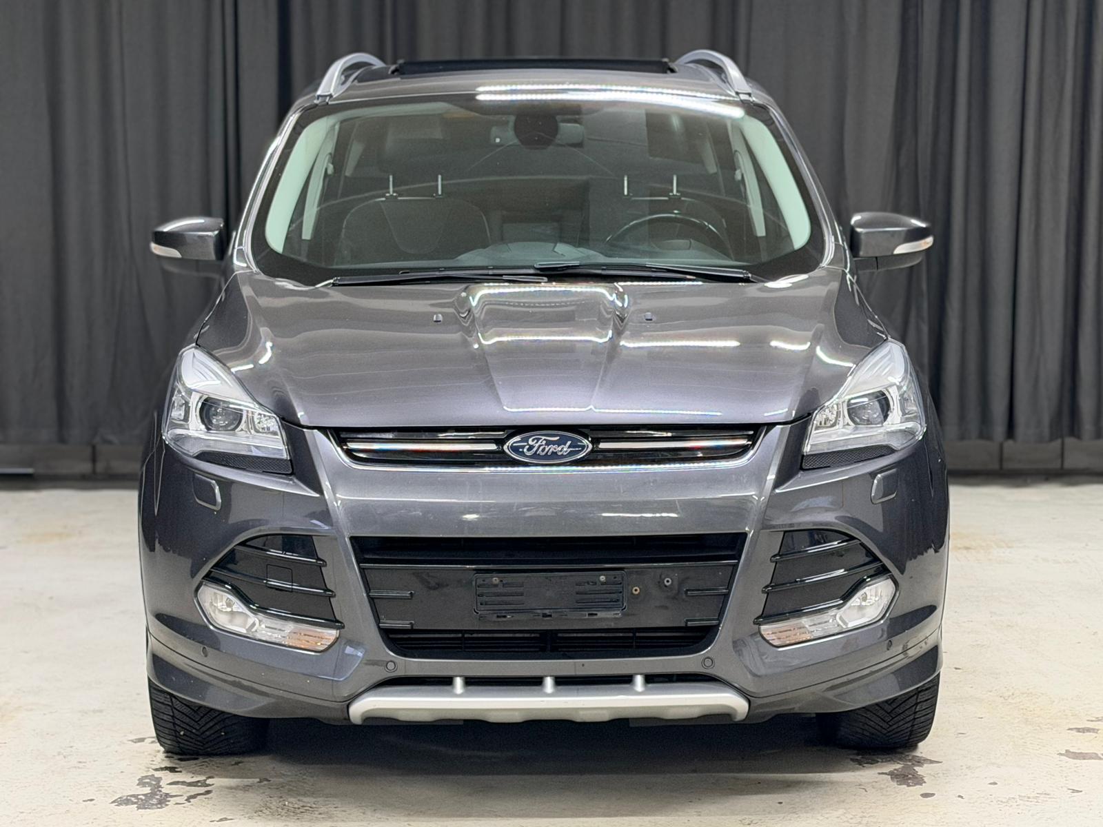 FORD Kuga 2.0 TDCi Titanium 4WD PowerShift-image-2