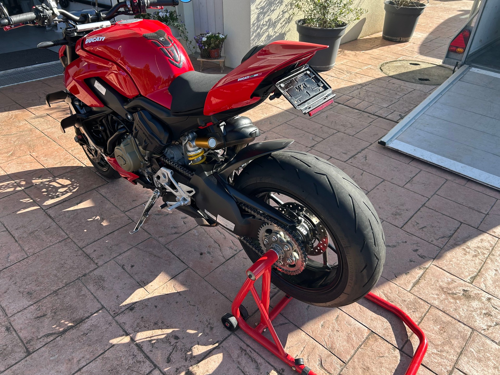 DUCATI Streetfighter V4-image-3