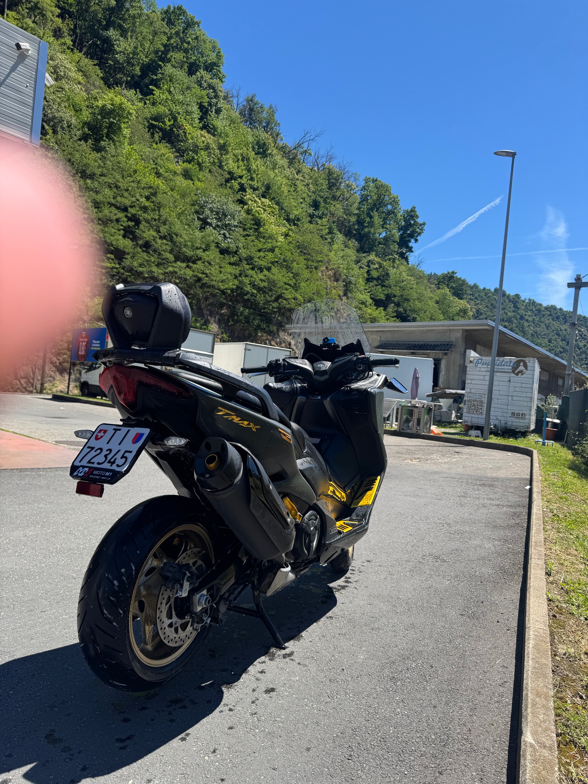 YAMAHA T-MAX Tech-Max XP 560-image-2