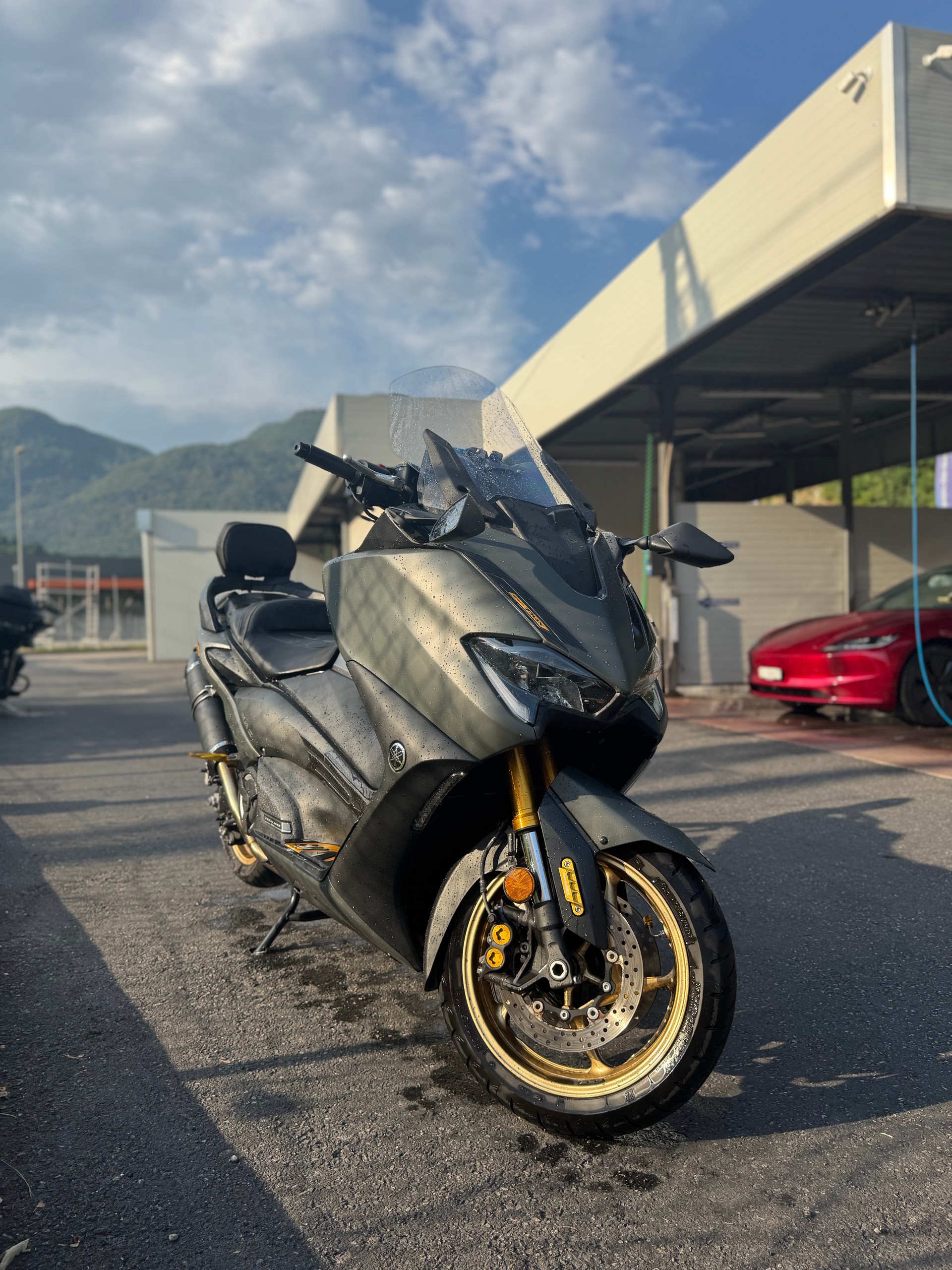 YAMAHA T-MAX Tech-Max XP 560-image-6