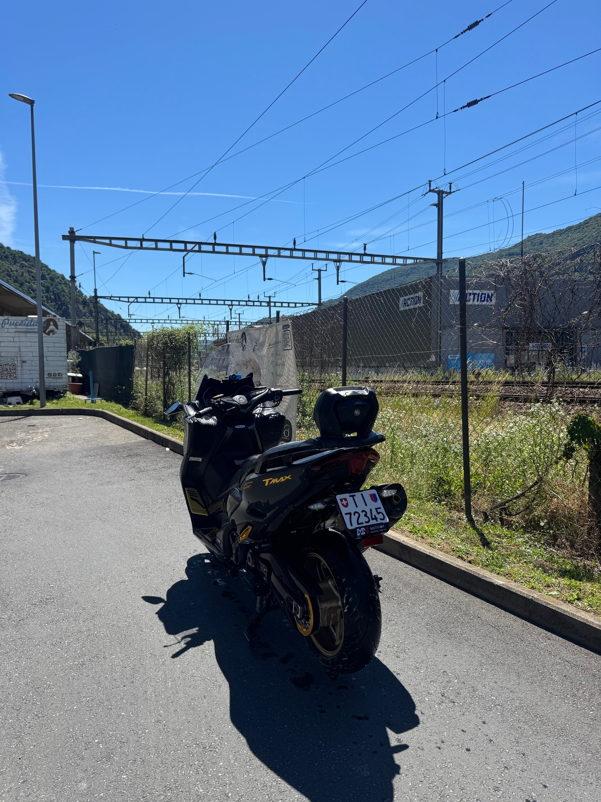 YAMAHA T-MAX Tech-Max XP 560-image-3