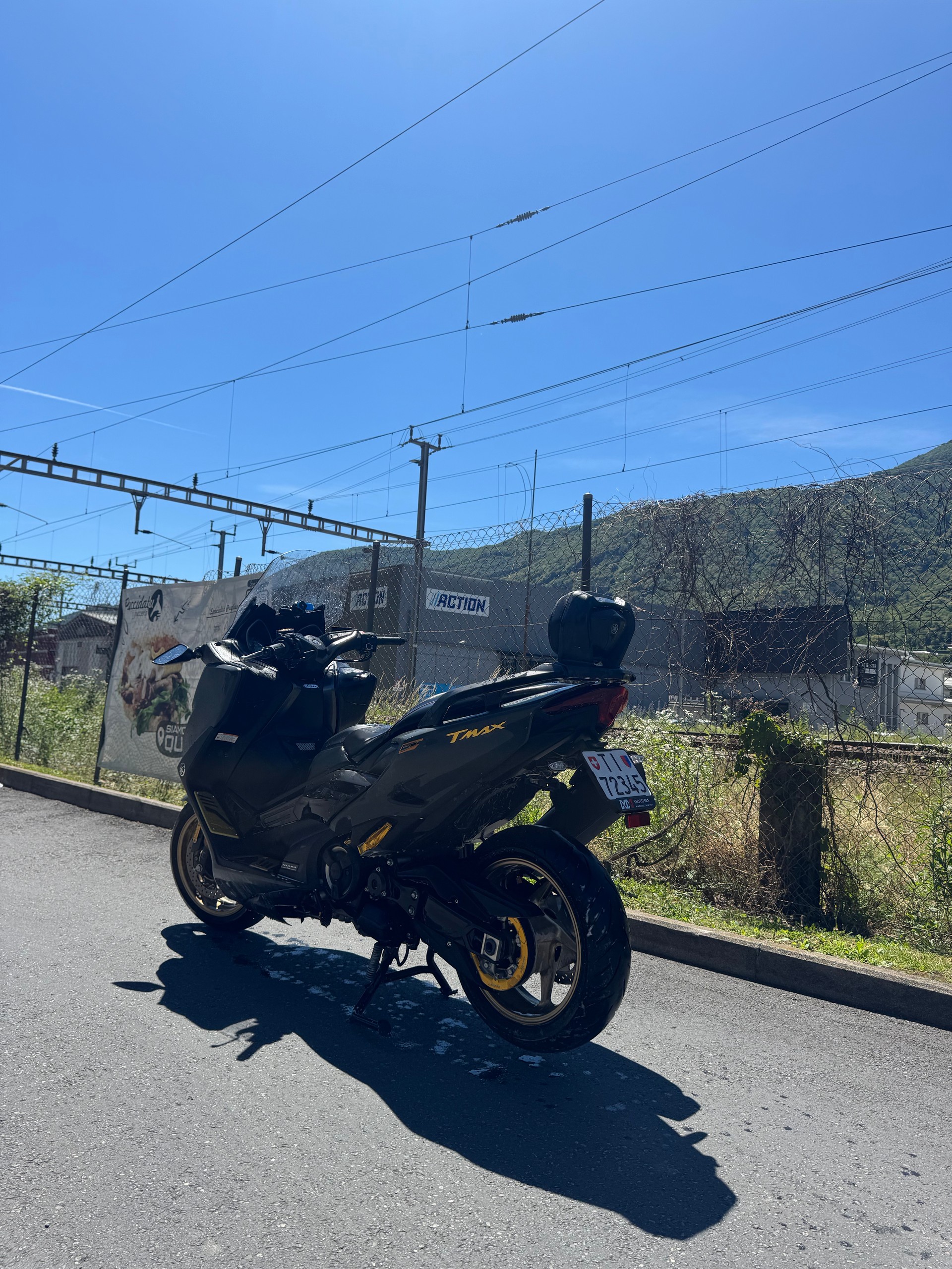 YAMAHA T-MAX Tech-Max XP 560-image-4
