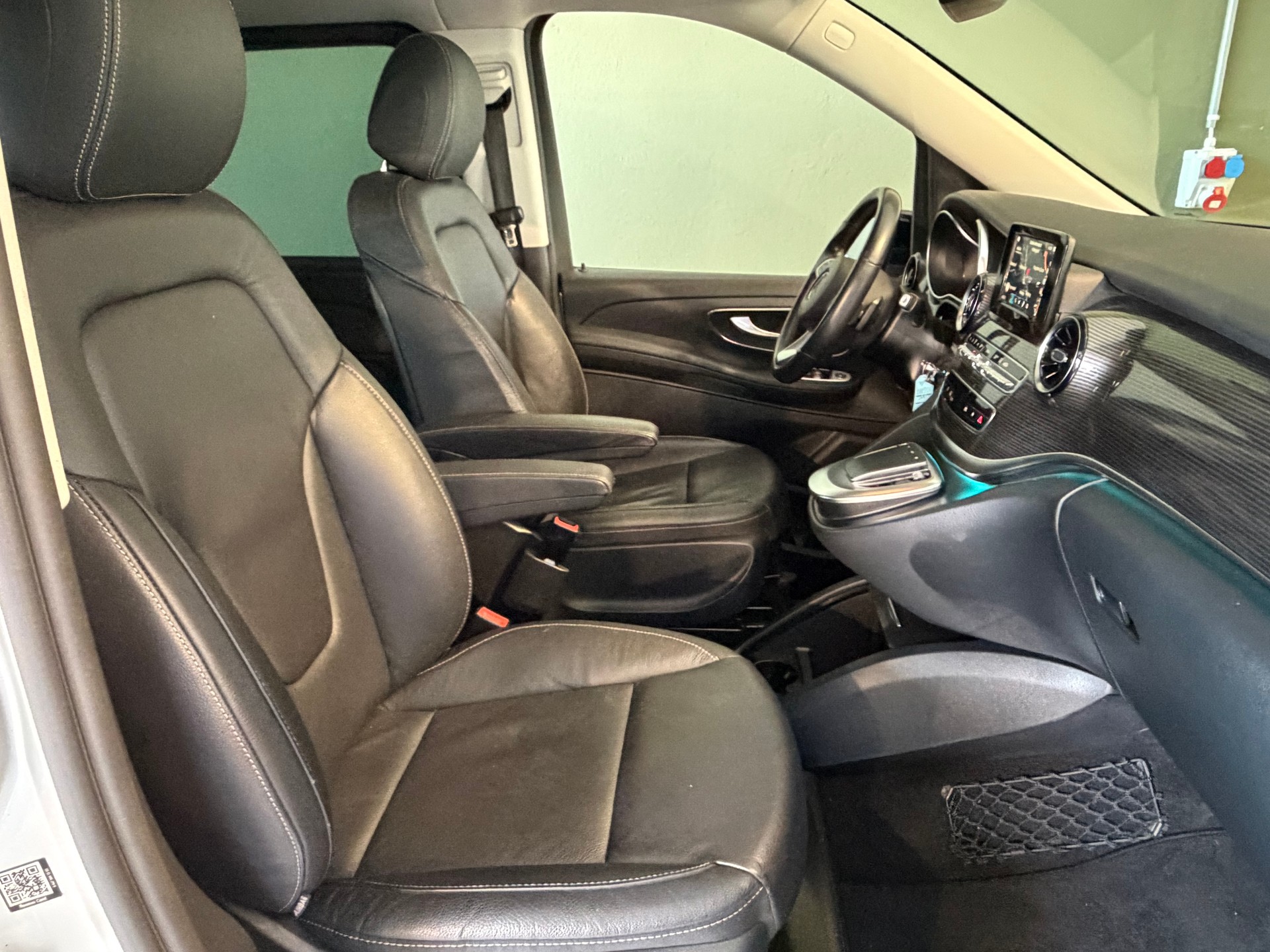 MERCEDES-BENZ V 250 d Kompakt 9G-Tronic *Ab MFK*STANDHEIZUNG*ANHÄNGERKUPPLUNG*-image-10